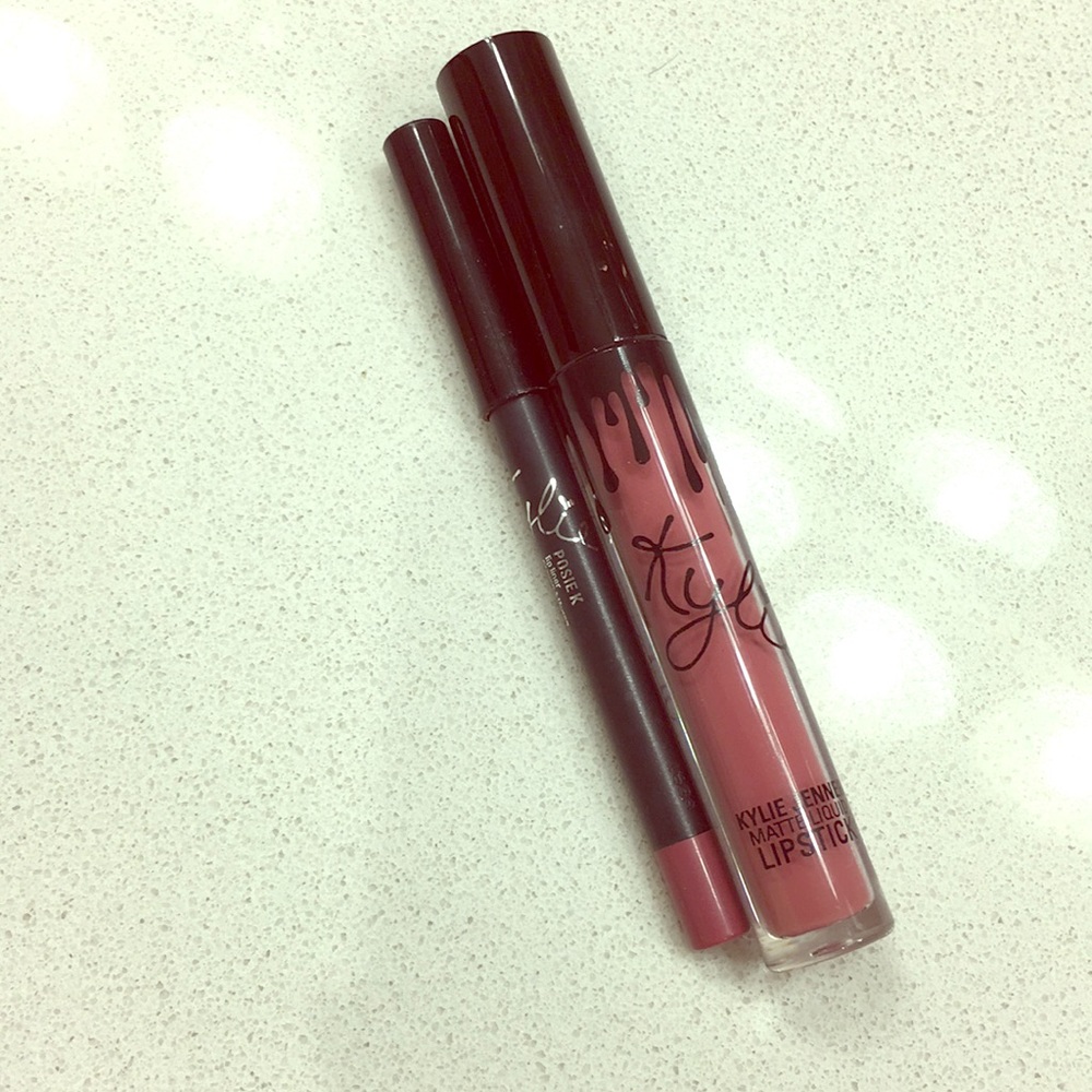 Kylie Lipstick & Liner